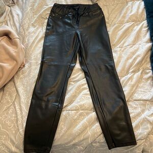 Leather skinny pants